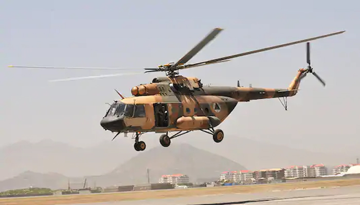 കാശ്മീരില്‍ ഹെലികോപ്ടര്‍ അപകടം, പൈലറ്റ് മരിച്ചു. സഹ പൈലറ്റ് ഗുരുതരാവസ്ഥയില്‍