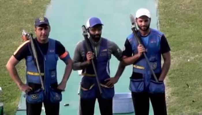 ന്യൂഡല്‍ഹി: കര്‍ണി സിങ് ഷൂട്ടിങ് റേഞ്ചില്‍ നടക്കുന്ന ലോകകപ്പില്‍ (റൈഫിള്‍/പിസ്റ്റള്‍/ഷോട്ട്ഗണ്‍) ഇന്ത്യന്‍ താരങ്ങള്‍ മികച്ച പ്രകടനം തുടരുന്നു