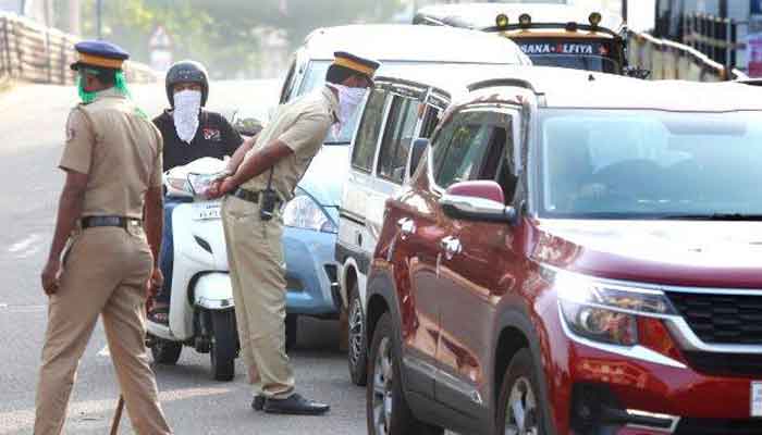 തിരുവനന്തപുരം: ശനിയും ഞായറും ലോക്ക്ഡൗണിന് സമാനമായ നിയന്ത്രണം