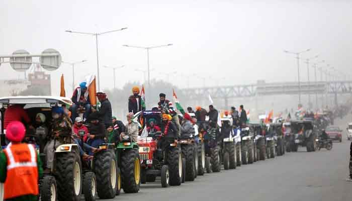 ട്രാക്ടർ റാലി മാറ്റിവെച്ചു, അതിർത്തിയിലെ സമരം തുടരും