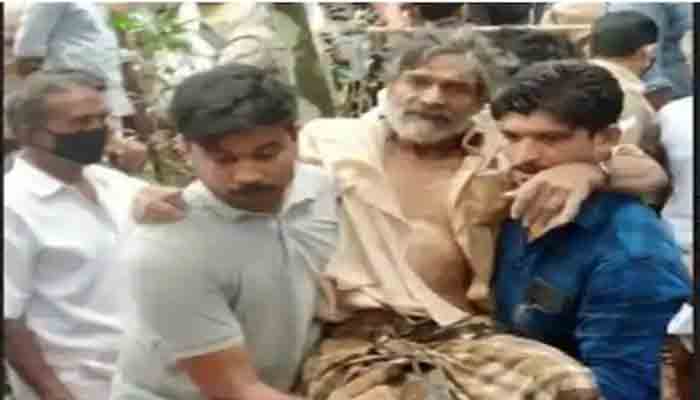 മുപ്പതടിയോളം താഴ്ച്ചയുളള കിണറ്റിൽ വീണ വയോധികനെ അ​ഗ്നിരക്ഷാസേന രക്ഷിച്ചു