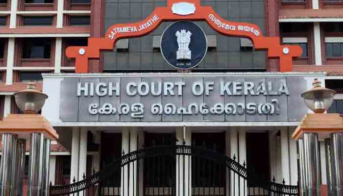 ചുമട്ടുതൊഴിലാളി നിയമംതന്നെ കാലഹരണപ്പെട്ടുവെന്നും ലോകത്ത് ഇവിടെ മാത്രമേ ചുമട്ടുതൊഴിൽ ഉണ്ടാകൂവെന്നും ഹൈക്കോടതി.