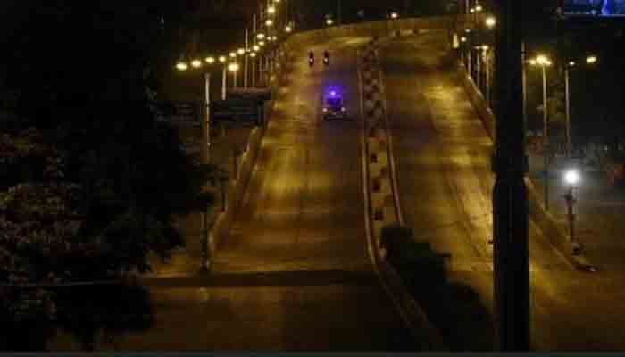 പുതുവത്സരാഘോഷം : ആൾക്കുട്ടമില്ലാതെ ന​ഗരങ്ങൾ