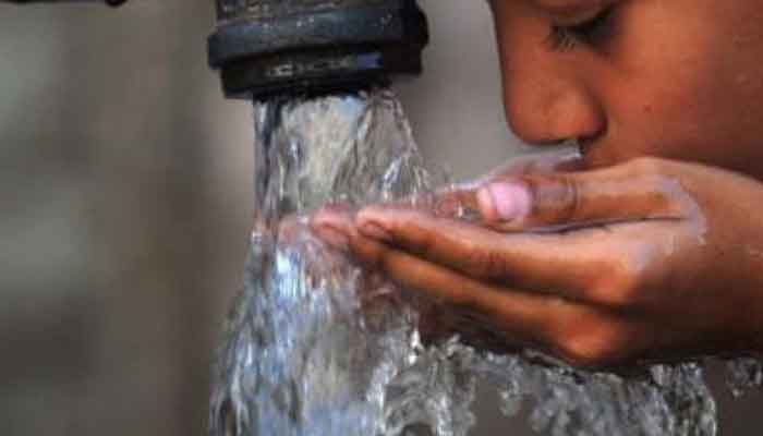 ആലപ്പുഴ: കുട്ടനാട്ടില്‍ കുടിവെള്ള വിതരണം: ബോട്ടുകള്‍ക്കായി ദര്‍ഘാസ്