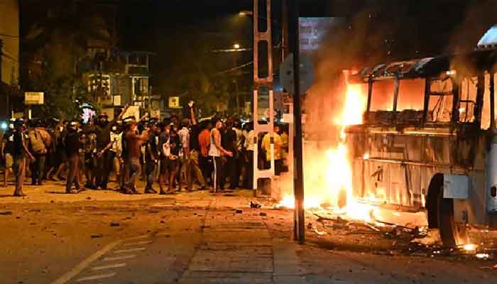 ശ്രീലങ്കയിൽ പ്രസിഡന്റ് ഗോടബയ രാജപക്സയുടെ വസതിക്കരികെ പ്രതിഷേധം; 45 പേർ അറസ്റ്റിൽ