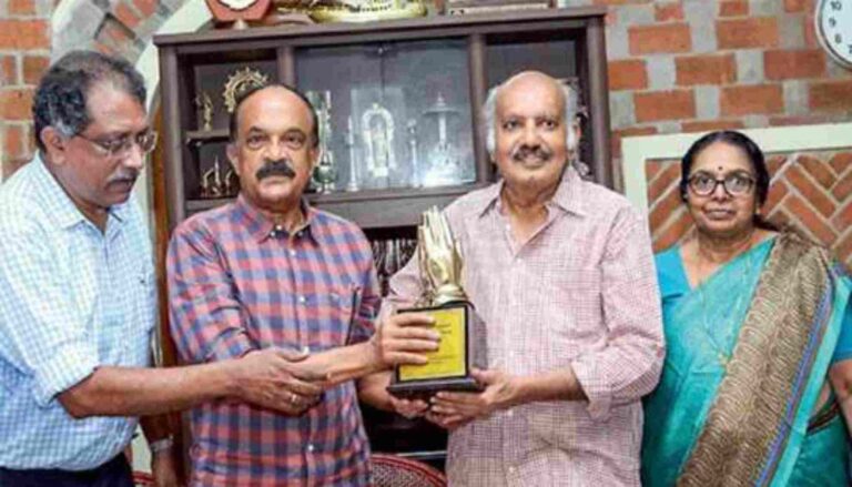 സി.വി.കുഞ്ഞിരാമന്‍ സ്‌മാരക സാഹിത്യപുരസ്‌കാരം സേതുവിന്‌ സമര്‍പ്പിച്ചു