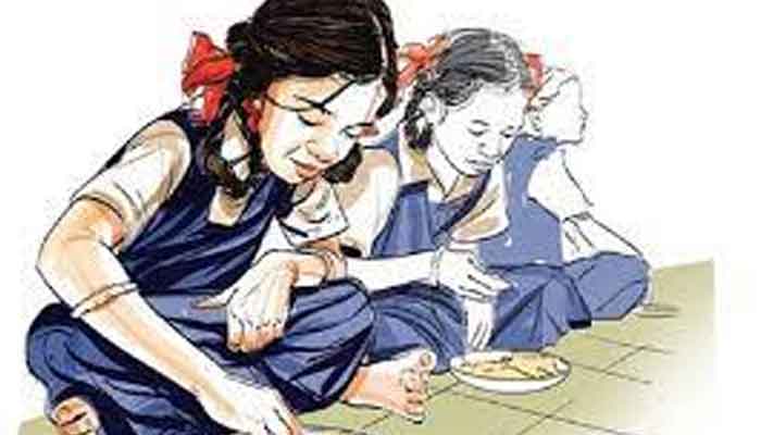 പത്തനംതിട്ട: അട്ടത്തോട് ഗവ. ട്രൈബല്‍ എല്‍.പി സ്‌കൂളില്‍ കുട്ടികള്‍ക്ക് ഉച്ചഭക്ഷണം