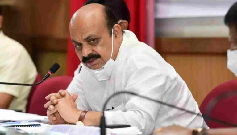 കമ്മീഷന്‍തുക വെട്ടിക്കുറച്ച് സന്യാസി മഠങ്ങള്‍ക്കുള്ള ഗ്രാന്റ്: ബൊമ്മൈ സര്‍ക്കാര്‍ വെട്ടില്‍