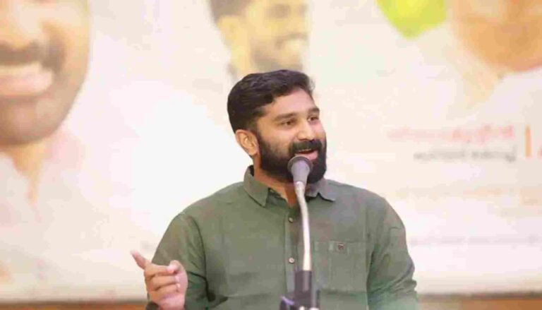 സ്വിഫ്റ്റിന്റെ ചെലവ് സംബന്ധിച്ച കണക്കുകൾ എന്താണ് പുറത്തുവിടാത്തതെന്ന് കോൺ​​ഗ്രസ് നേതാവ് വിടി ബൽറാം