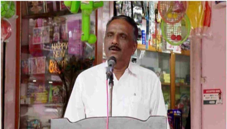 ‘ലൗ ജിഹാദ്’ പരാമർശം: ജോർജ് എം തോമസിന്റേത് നാക്കുപിഴയെന്ന് സിപിഎം കോഴിക്കോട് ജില്ലാ സെക്രട്ടറി പി.മോഹനൻ. ജോർജ് എം തോമസിന്റെ പ്രസ്താവന പരിശോധിക്കുമെന്ന് യെച്ചൂരി