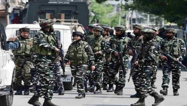 സൈന്യം ഏറ്റുമുട്ടലില്‍ രണ്ട് ഭീകരരെ വധിച്ചു