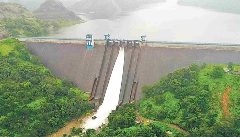 മഴ കുറഞ്ഞു: ഇടുക്കി ചെറുതോണി അണക്കെട്ടിന്റെ എല്ലാ ഷട്ടറുകളും അടച്ചു