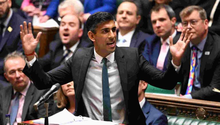 ആദ്യ മന്ത്രിസഭായോഗം ചേര്‍ന്ന് ഋഷി സുനാക്