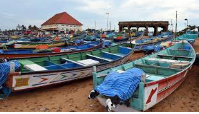 മത്സ്യത്തൊഴിലാളി കോ-ഓർഡിനേഷൻ കമ്മിറ്റിയുടെ നേതൃത്വത്തിൽ സംഘടിപ്പിച്ച തീരദേശ ഹർത്താൽ പൂര്‍ണം
